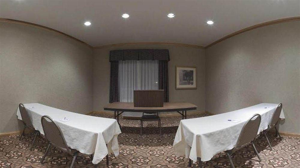 Holiday Inn Express Greensburg By Ihg Kültér fotó