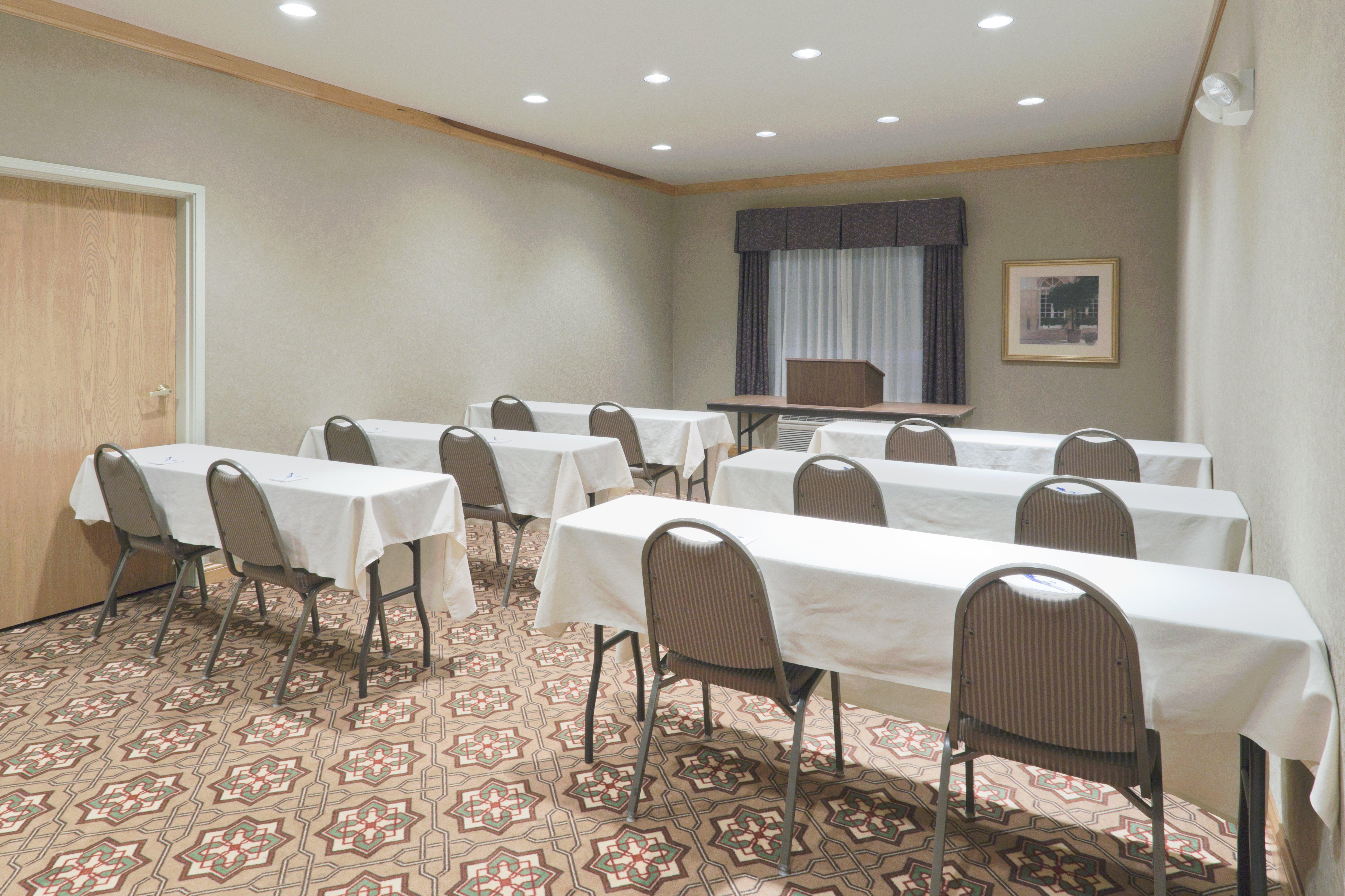 Holiday Inn Express Greensburg By Ihg Kültér fotó