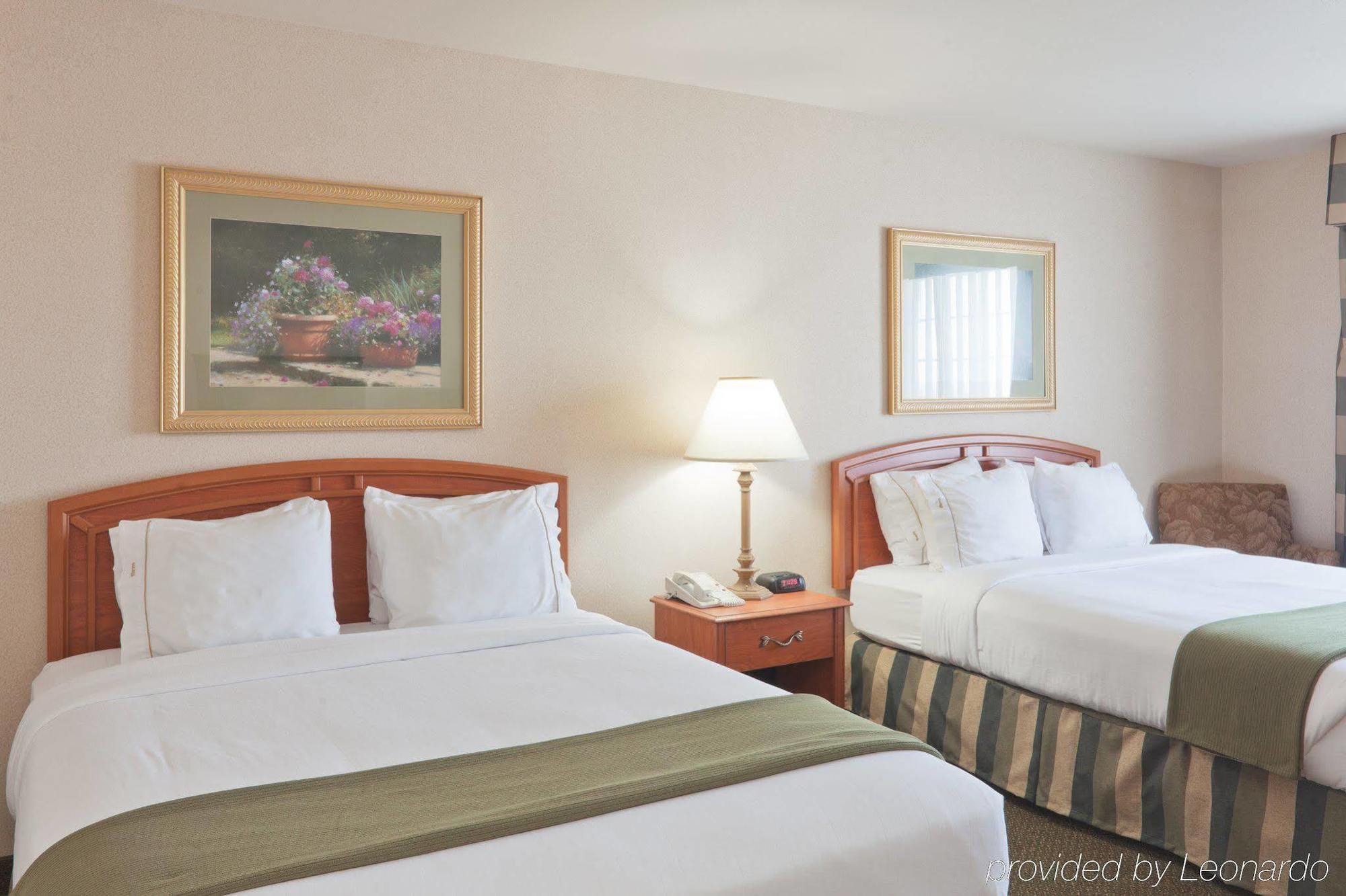 Holiday Inn Express Greensburg By Ihg Szoba fotó